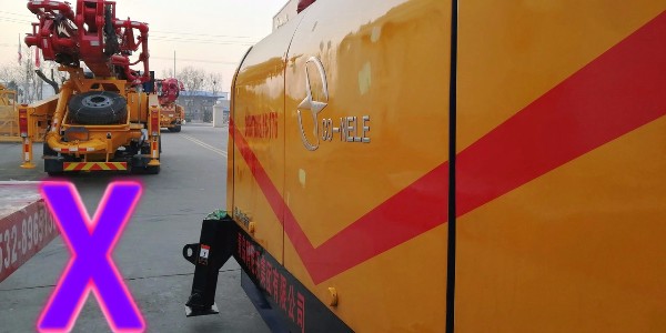 混凝土泵之施工前，進行安裝試車以及檢查緊固的必要性