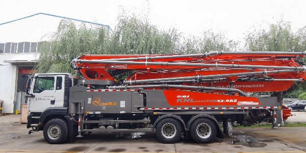 泵車氣洗時(shí)要注意哪些