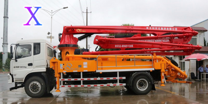 正確展開(kāi)小型泵車(chē)支腿的方法