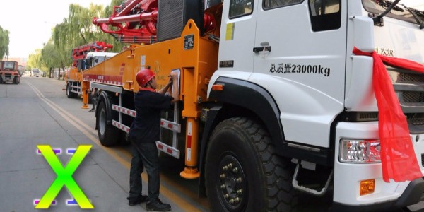 小型泵車從開到工地到作業(yè)完成，施工流程你都了解嗎？——科尼樂